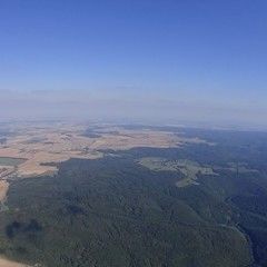 Flugwegposition um 14:53:05: Aufgenommen in der Nähe von Okres Znojmo, Tschechien in 1443 Meter